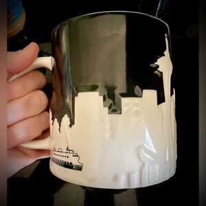 Seattle Skyline w/ ferry boat black & white Starbucks limited edition city mug